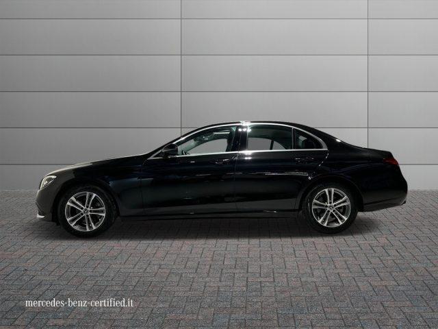 MERCEDES-BENZ E 220 d Mild hybrid Auto Business Sport Navi Tetto