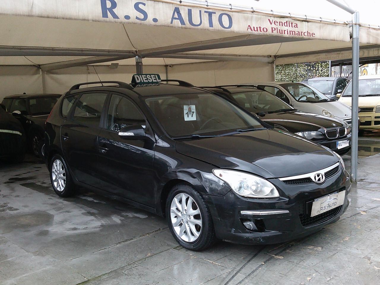 Hyundai i30 SW 1.6 CRDi 115CV FULL09