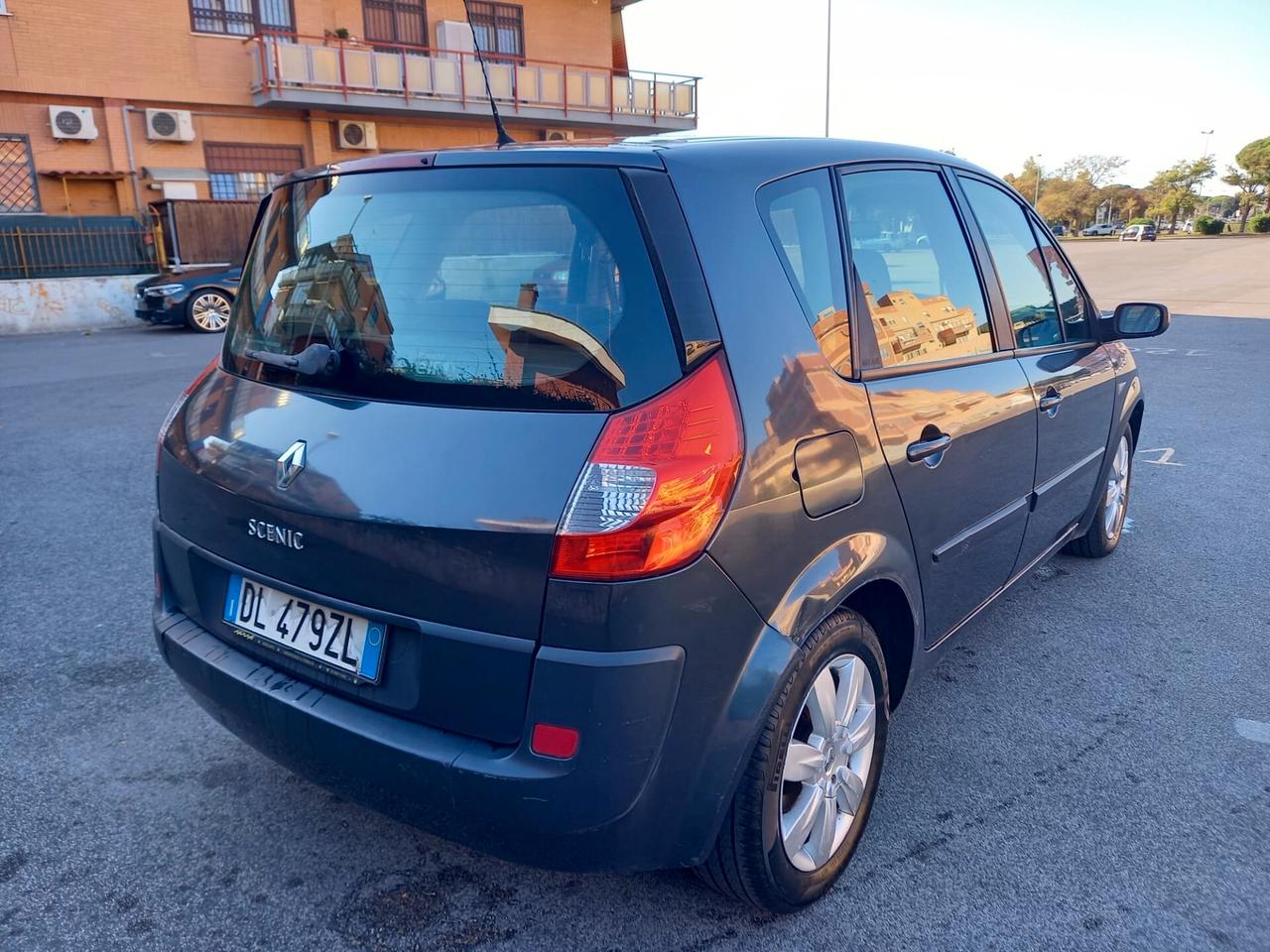 RENAULT SCENIC 1.5 DIESEL UNICO PROPRIETARIO