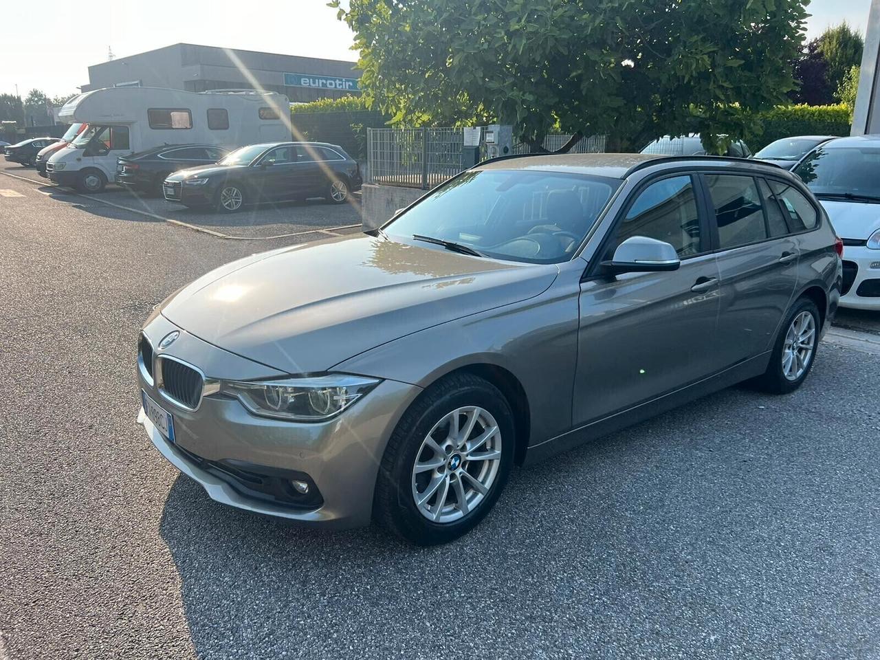 Bmw 320 320d Touring Business Advantage aut.