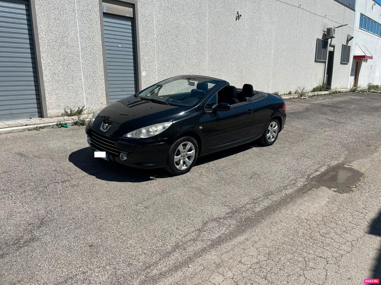 Peugeot 3008 1.6 HDi 110CV cambio robotizzato Tecno