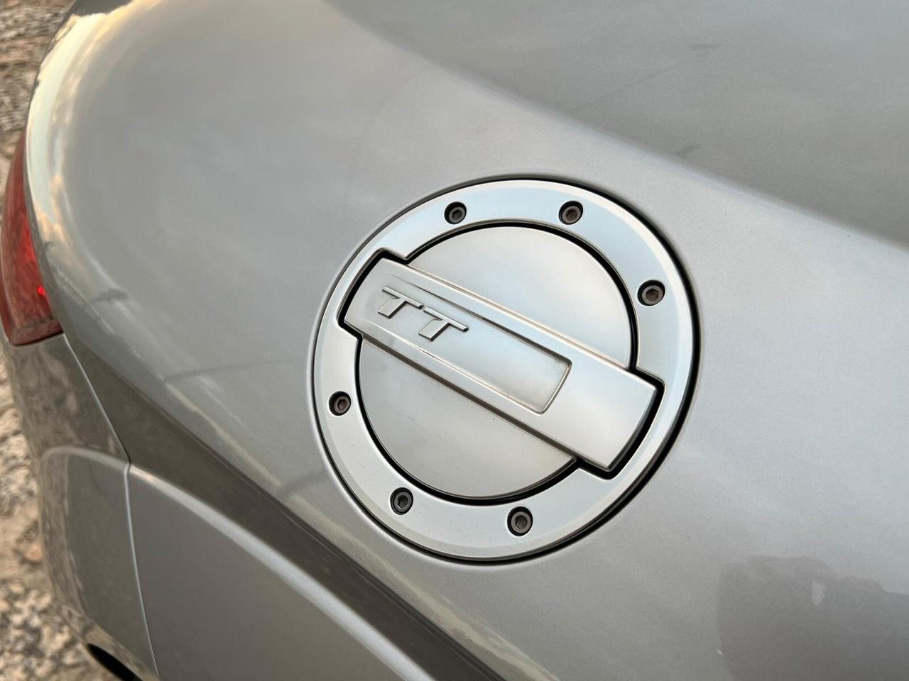 Audi TT Coupé 2.0 TFSI S tronic Sline AKRAPOVIC