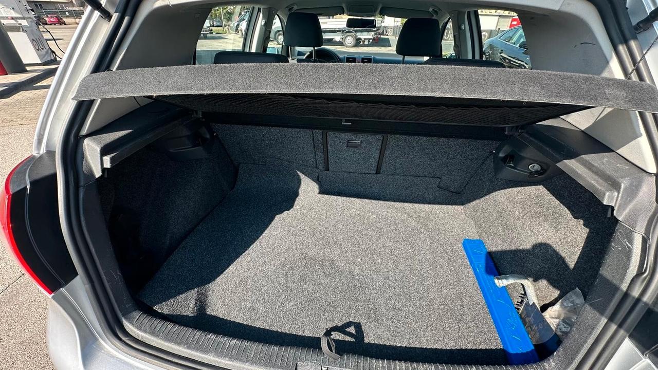 Volkswagen Golf 1.6 GPL scadenza revisione 2028