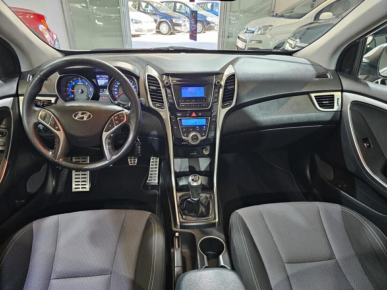 Hyundai i30 1.6 CRDi 128CV Style (119.000 km)