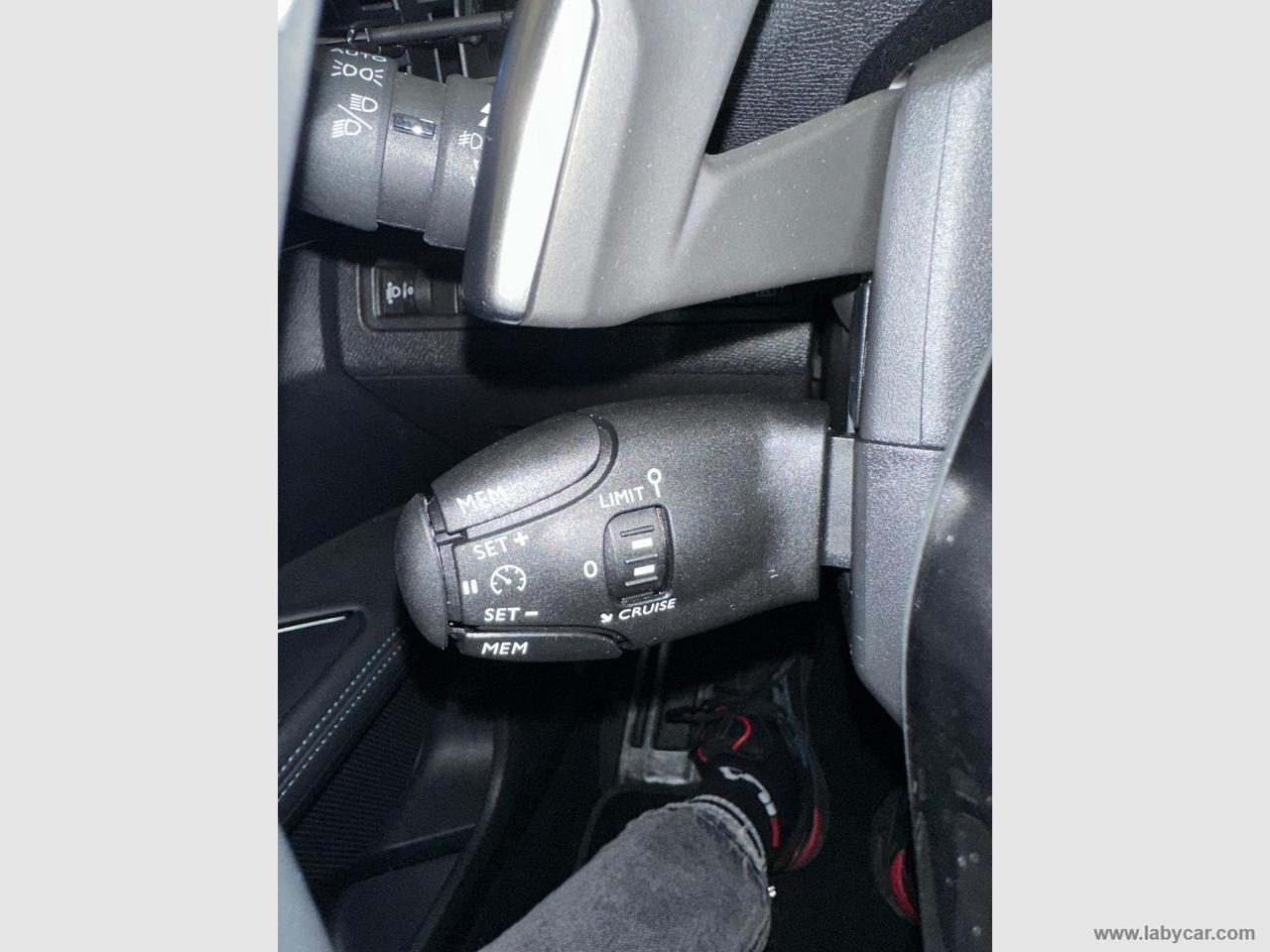 PEUGEOT 5008 BlueHDi 130 S&S EAT8 Crossway 7/P