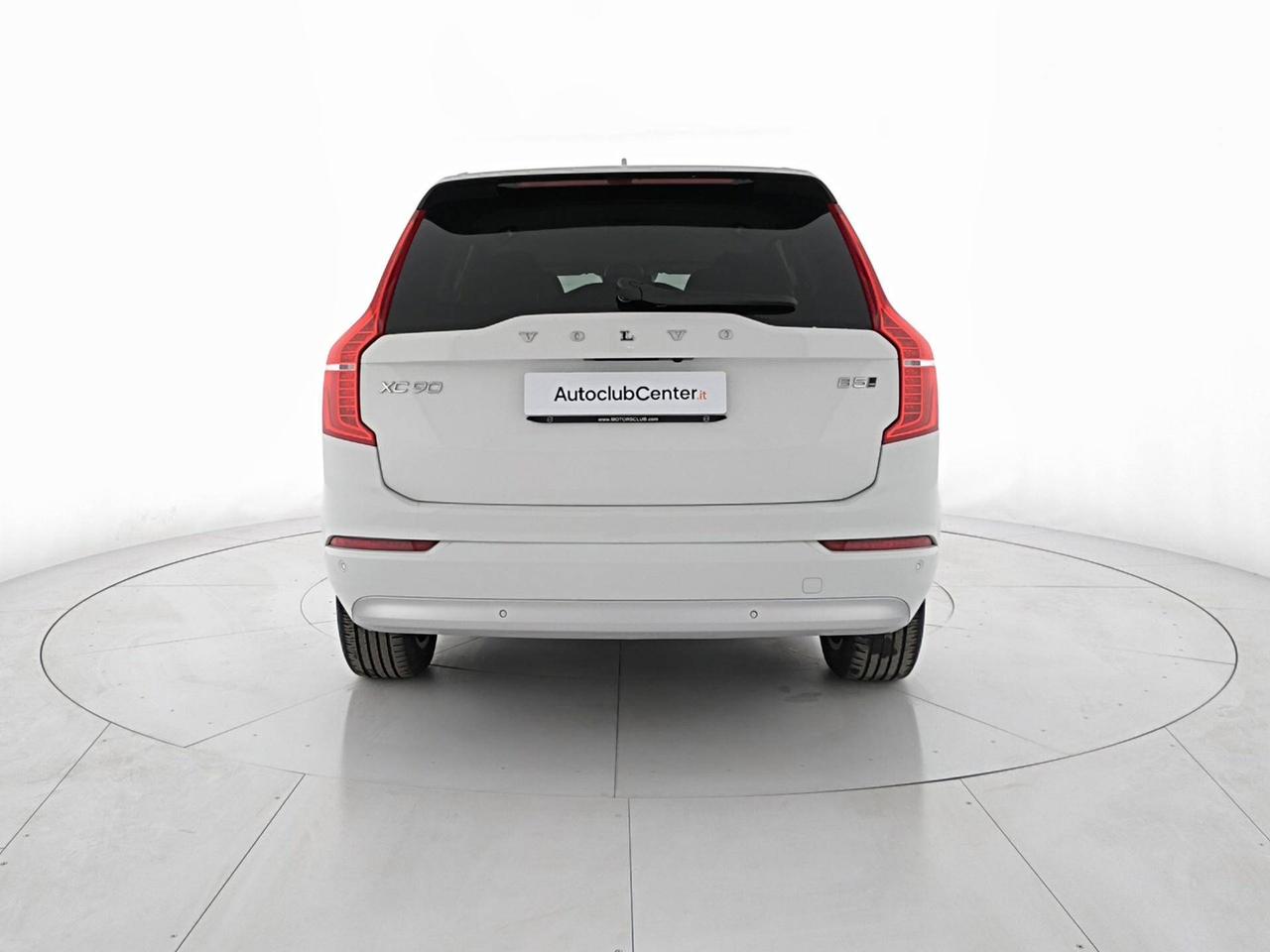 Volvo XC90 2.0 b5 Momentum Pro awd