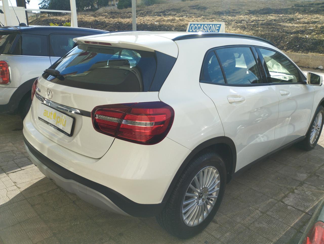 Mercedes-benz GLA 180 Business