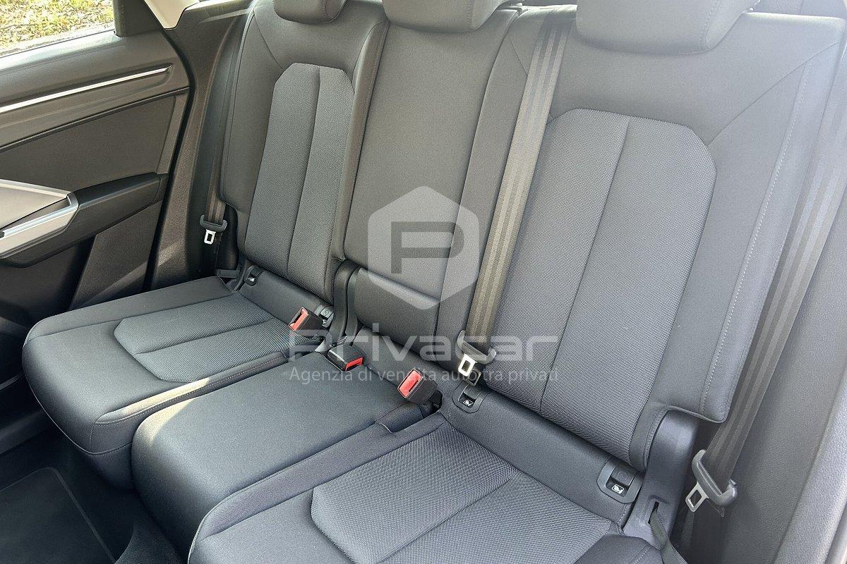 AUDI Q3 35 TFSI S tronic S line edition