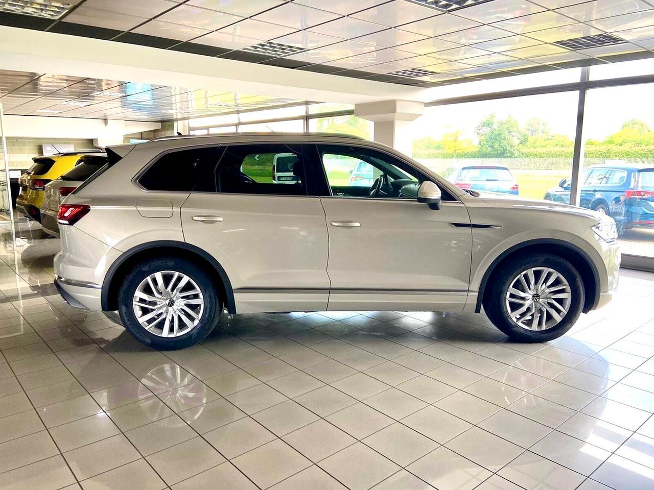 VOLKSWAGEN TOUAREG 3.0 V6 TDI SCR ATMOSPHERE