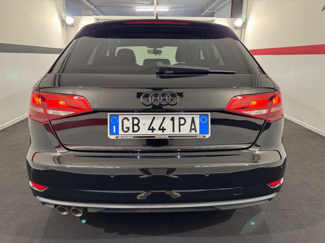 Audi A3 SPB 35 TDI S tronic Admired Identity Black