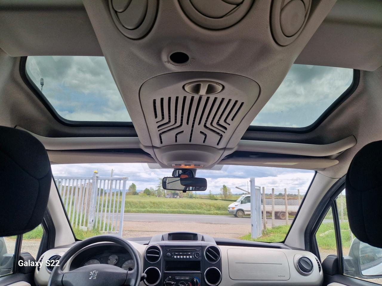 Peugeot Partner Tepee 1.6 e-HDi 92 CV S&S Outdoor