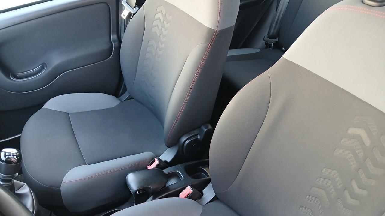 Fiat Panda 1.2 BENZINA 5 POSTI LOUNGE