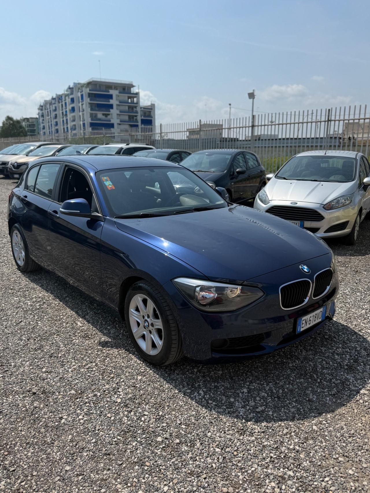 Bmw 116 116d 5p. Efficient Dynamics Urban