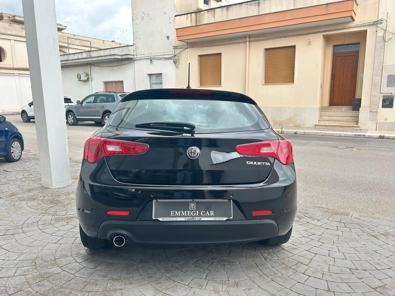 Alfa Giulietta 1.6 MJ DISTINCTIVE Km129.000-2014