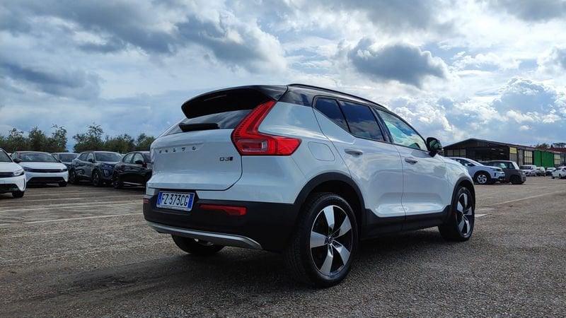 Volvo XC40 D3 AWD Geartronic Momentum Pro