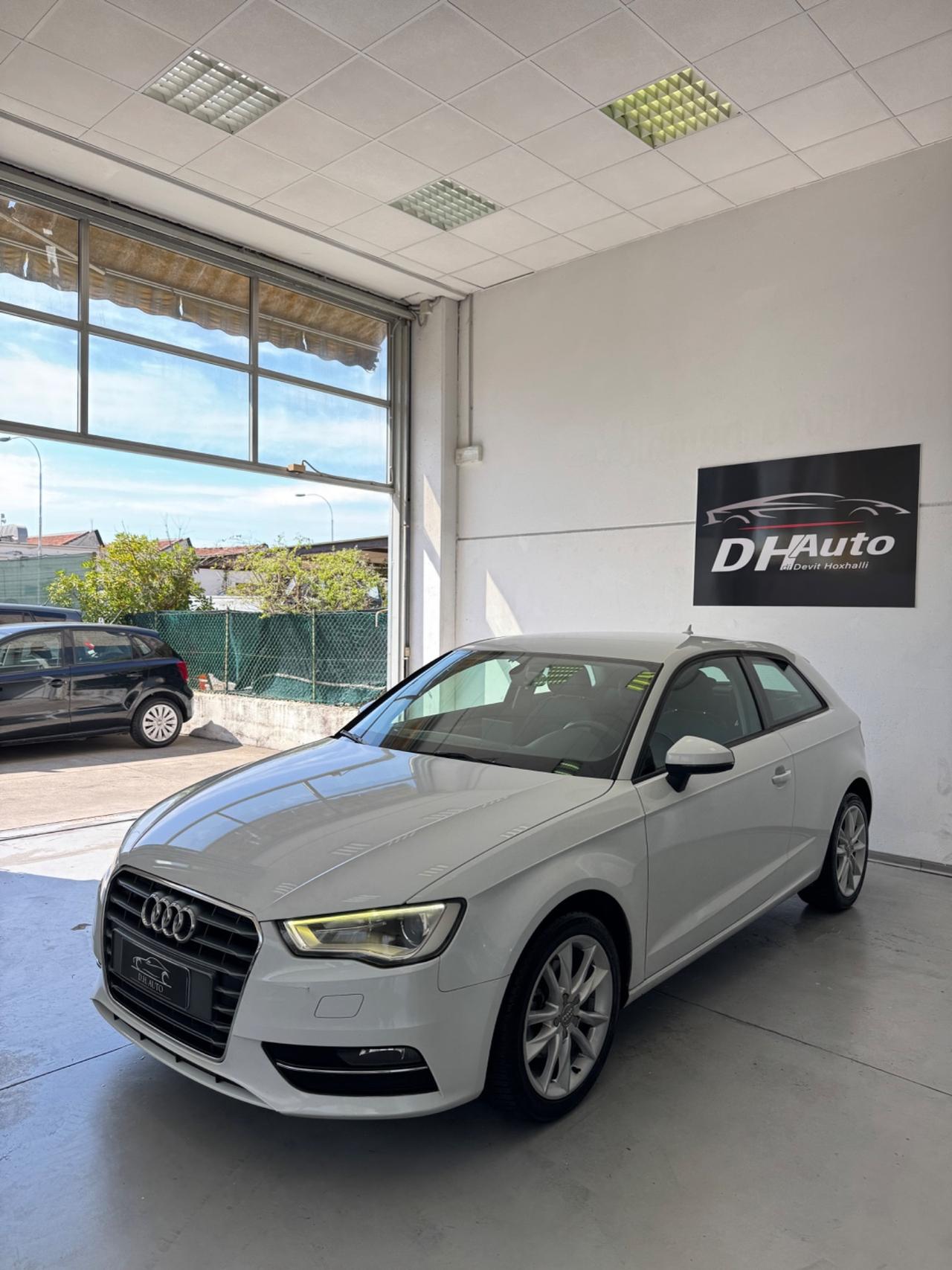 Audi A3 Sedan 1.6 TDI clean diesel Ambition