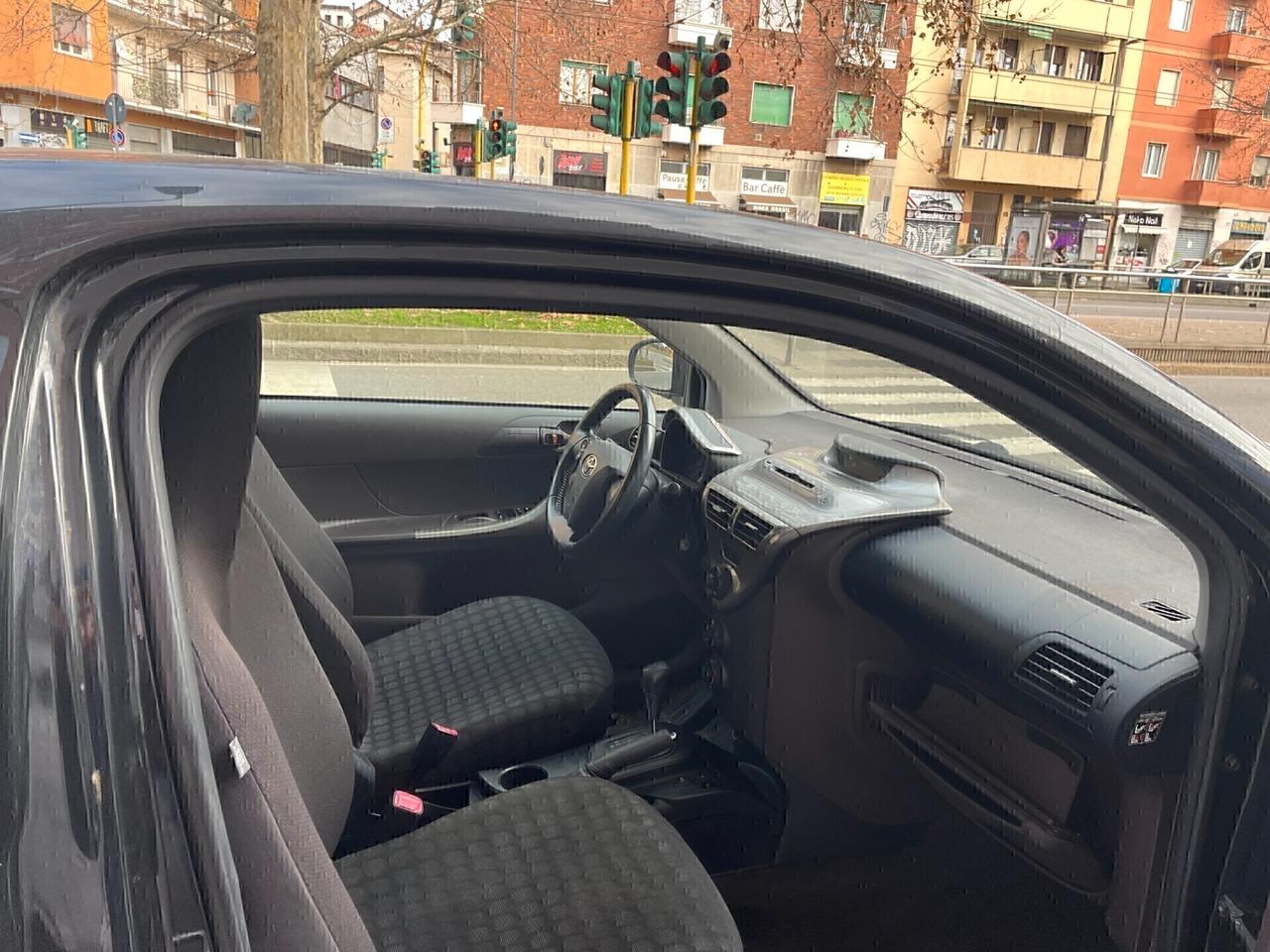 Toyota iQ 1.0 Sol AUTOMATICA