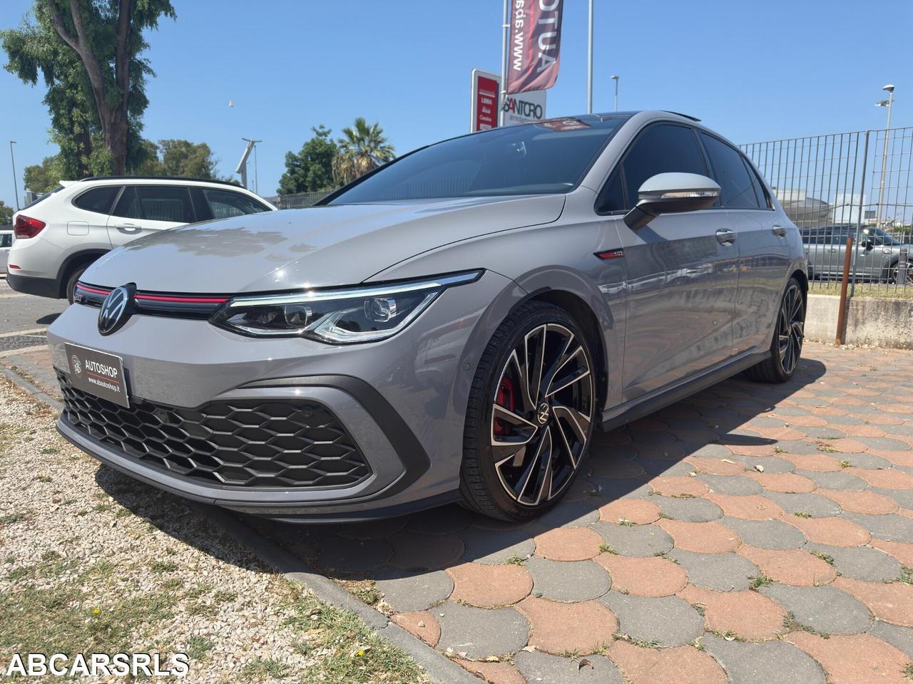VOLKSWAGEN - Golf VIII - GTI Perf. 2.0 245CV TSI D