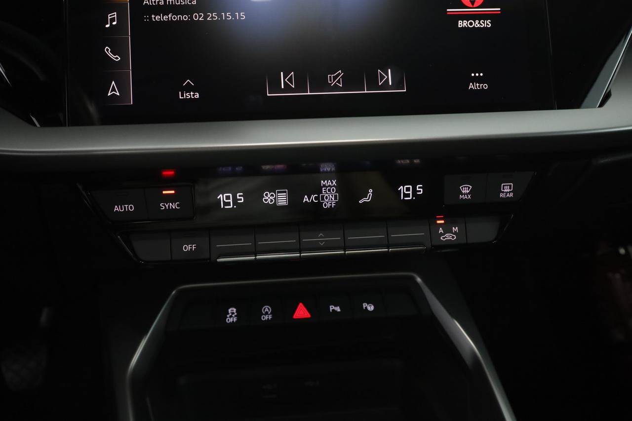 AUDI A3 4ª serie A3 SPB 30 TDI