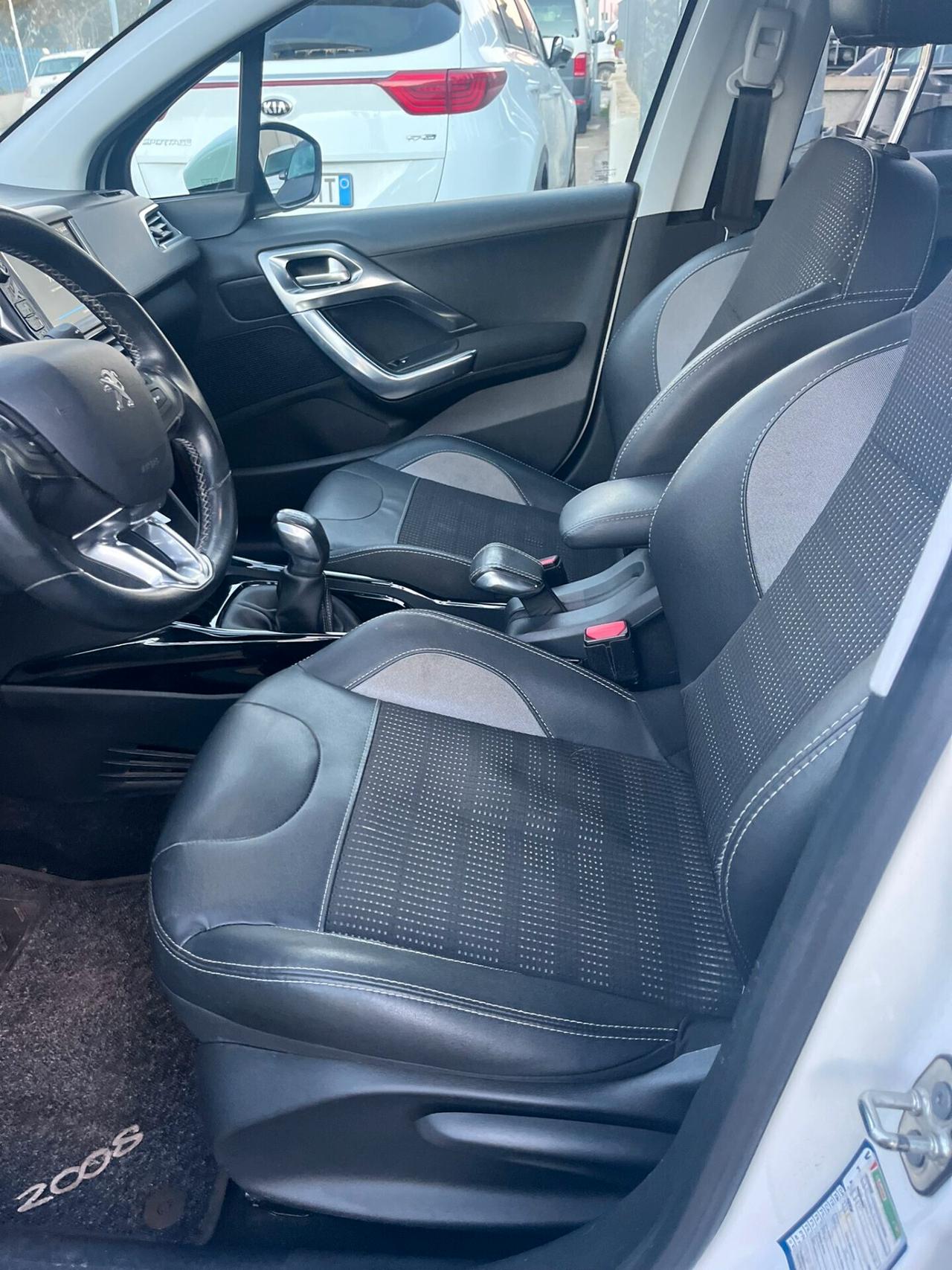 Peugeot 2008 BlueHDi 100 Active