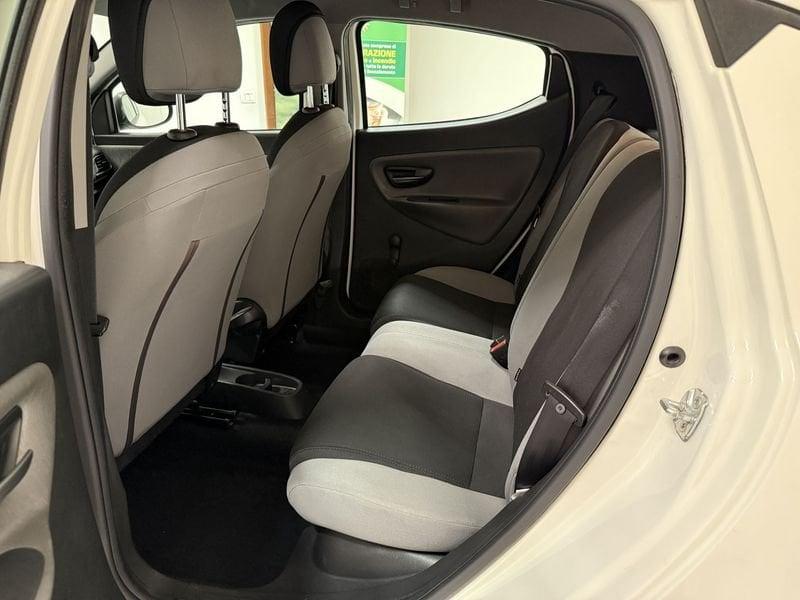 Lancia Ypsilon Ypsilon 0.9 TwinAir 85 CV 5 porte Metano Ecochic Gold