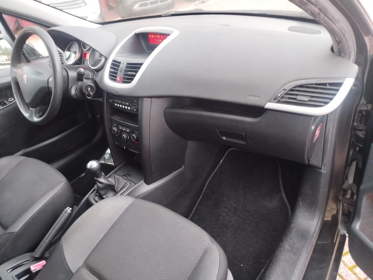 Peugeot 207 1.4 8V 75CV SW X Line ECO GPL