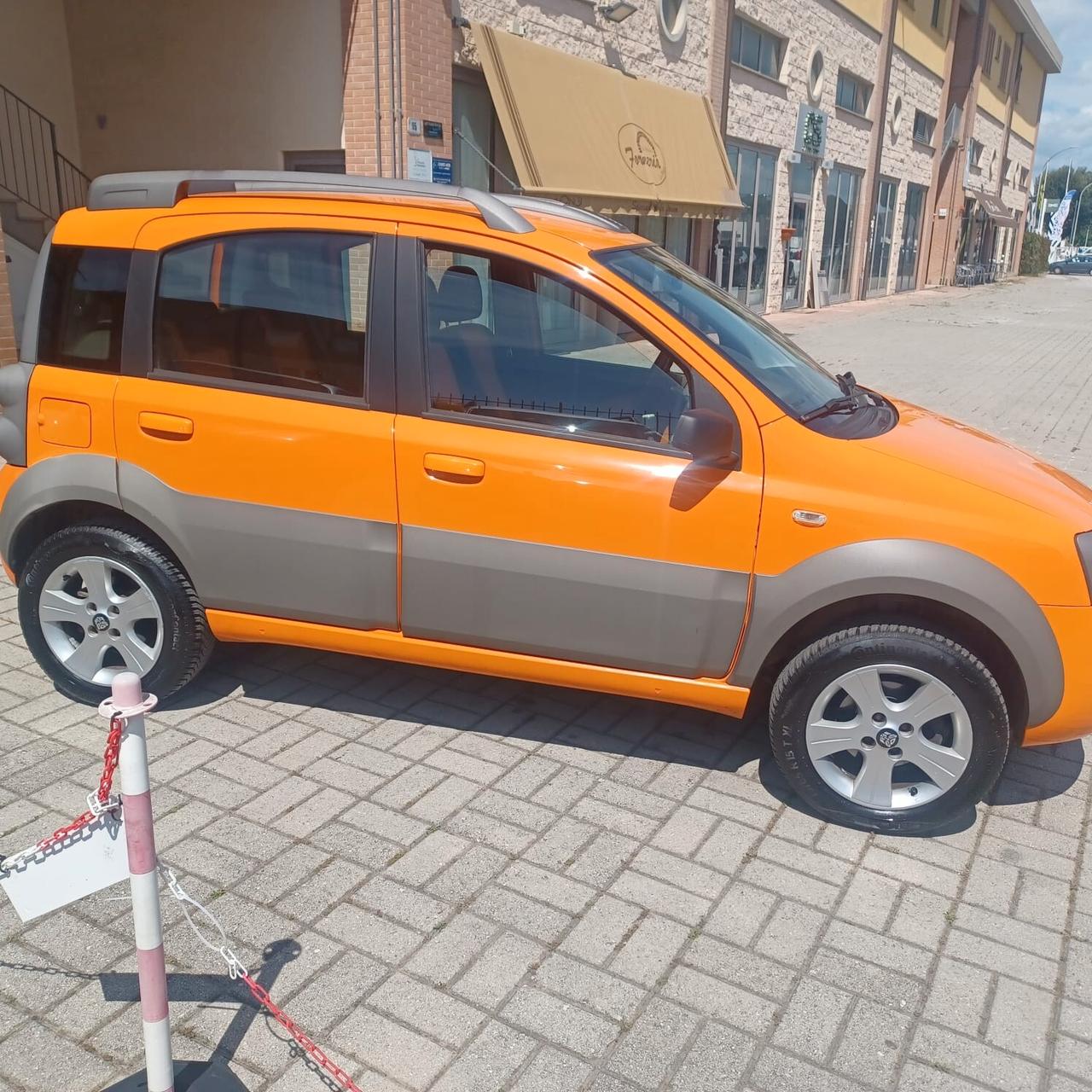 ZERO PROBLEMI PANDA CROSS 4X4 1.3 MJTD INDISTRUTTIBILE