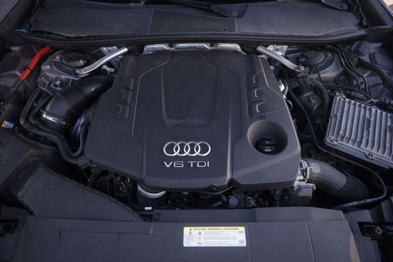 Audi A6 Allroad Quattro Audi A6 Allroad 45 3.0 tdi mhev 48V 20 Years quattro 231cv tiptronic 170KW ANNO 2020