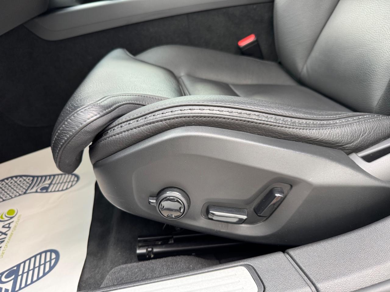Volvo V60 Cross Country D4 AWD Geartronic Business Plus