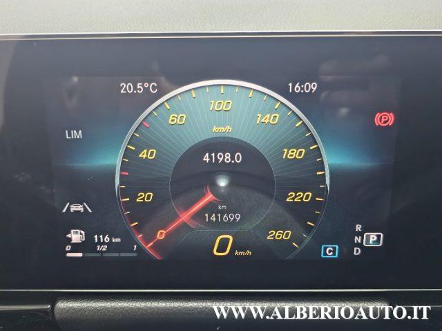 MERCEDES-BENZ GLA 200 d Automatic Business