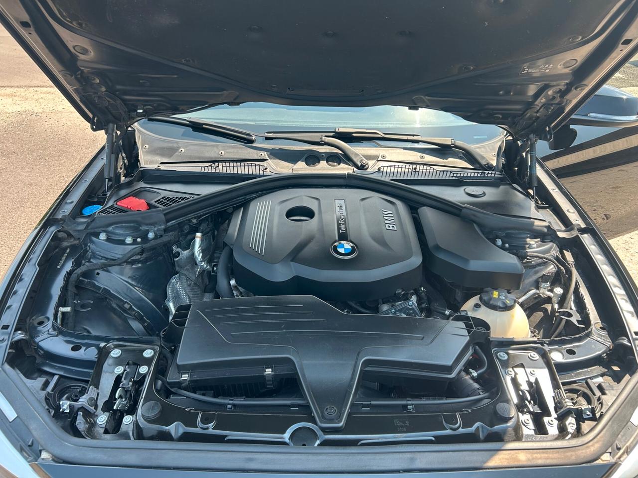 Bmw 118 benzina 5p. km 112.500 ok neopatentati