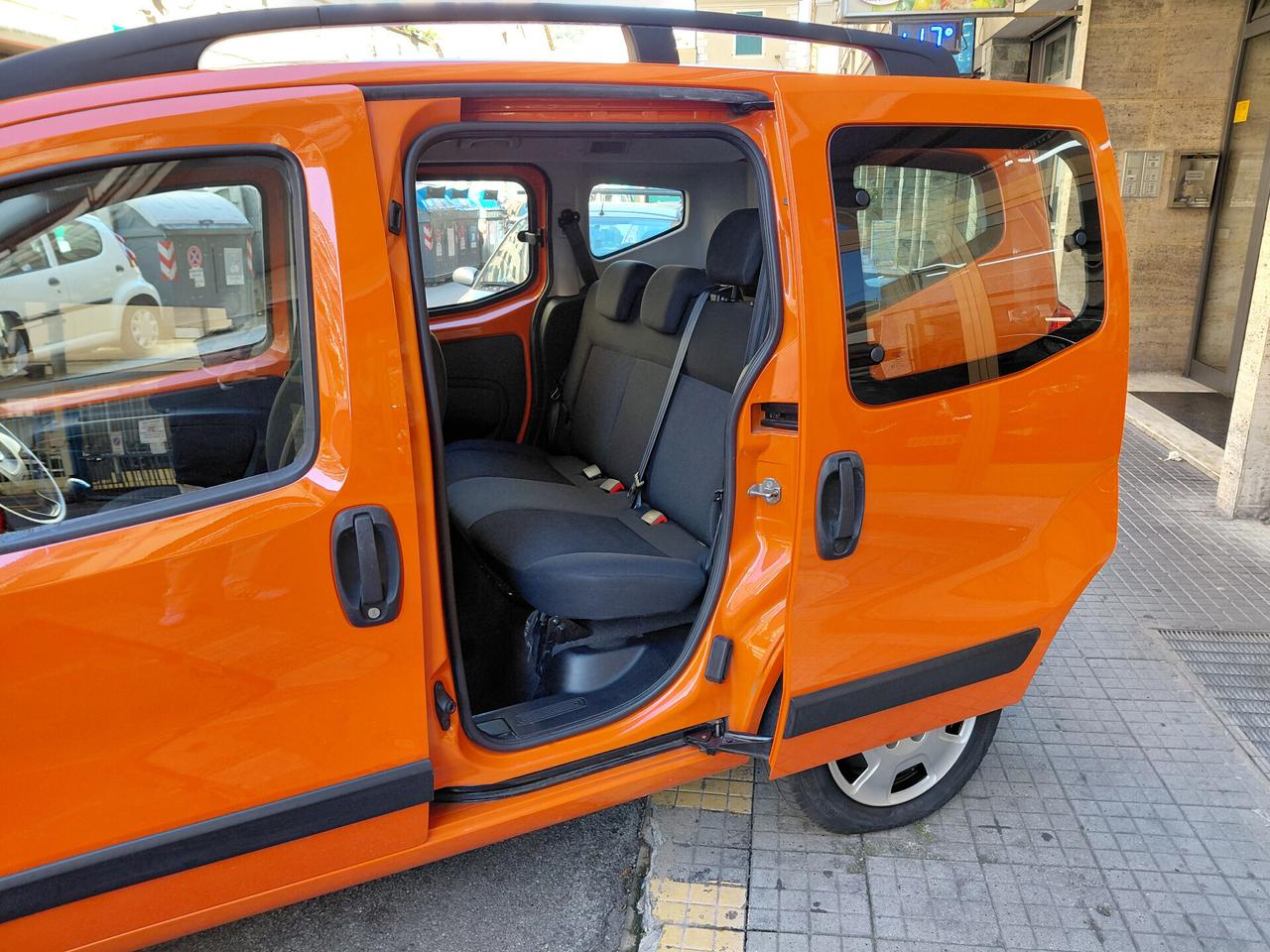 Fiat Qubo 1.3 MJT 80 CV Easy SOLO 23.000 Km.