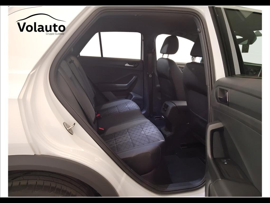 VOLKSWAGEN T-Roc 2022 - T-Roc 1.0 tsi R-Line 110cv