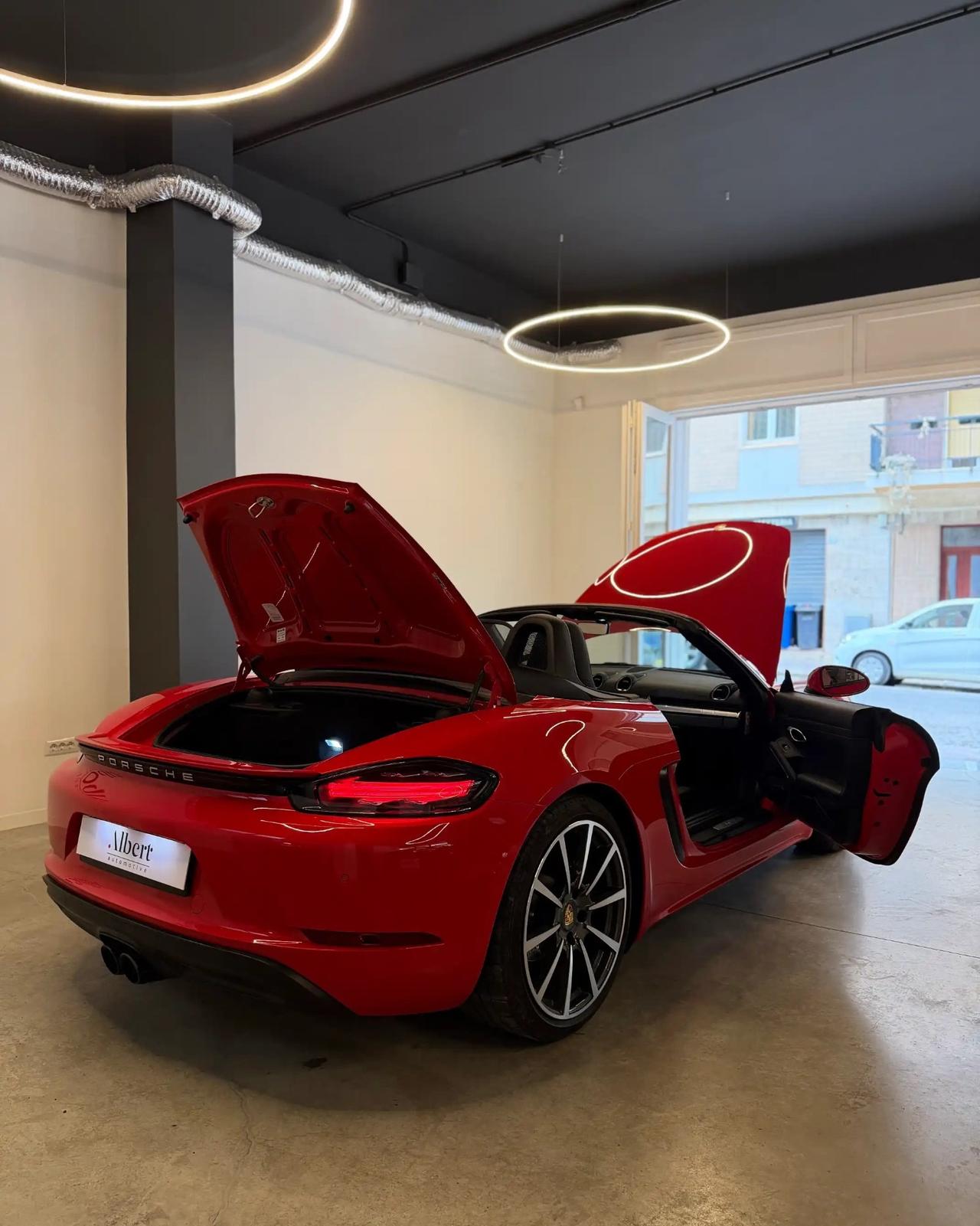 Porsche 718 Spyder Boxster 2.0