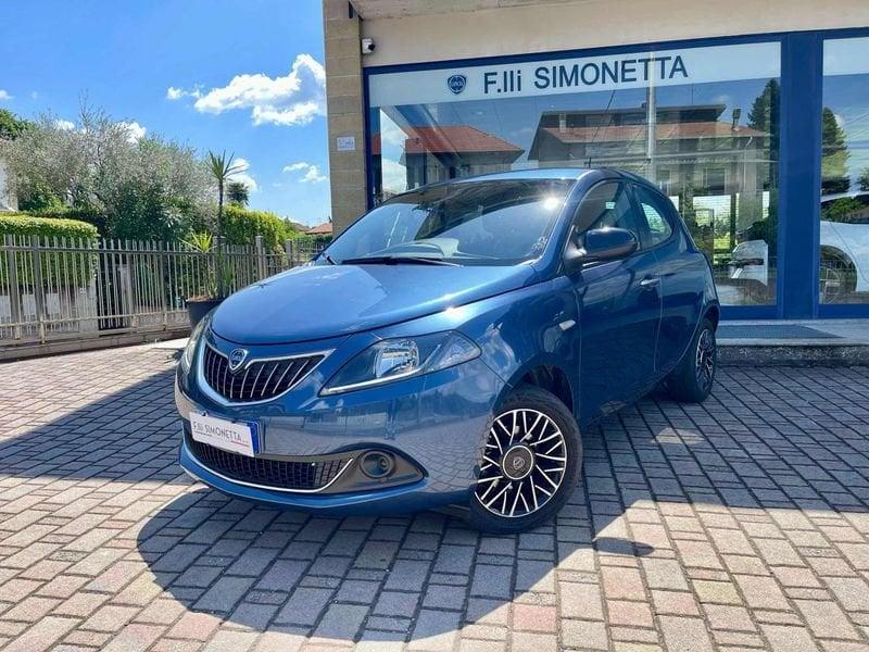 Lancia Ypsilon 1.0 FireFly 70CV S&S Hybrid Platino - AZIENDALE