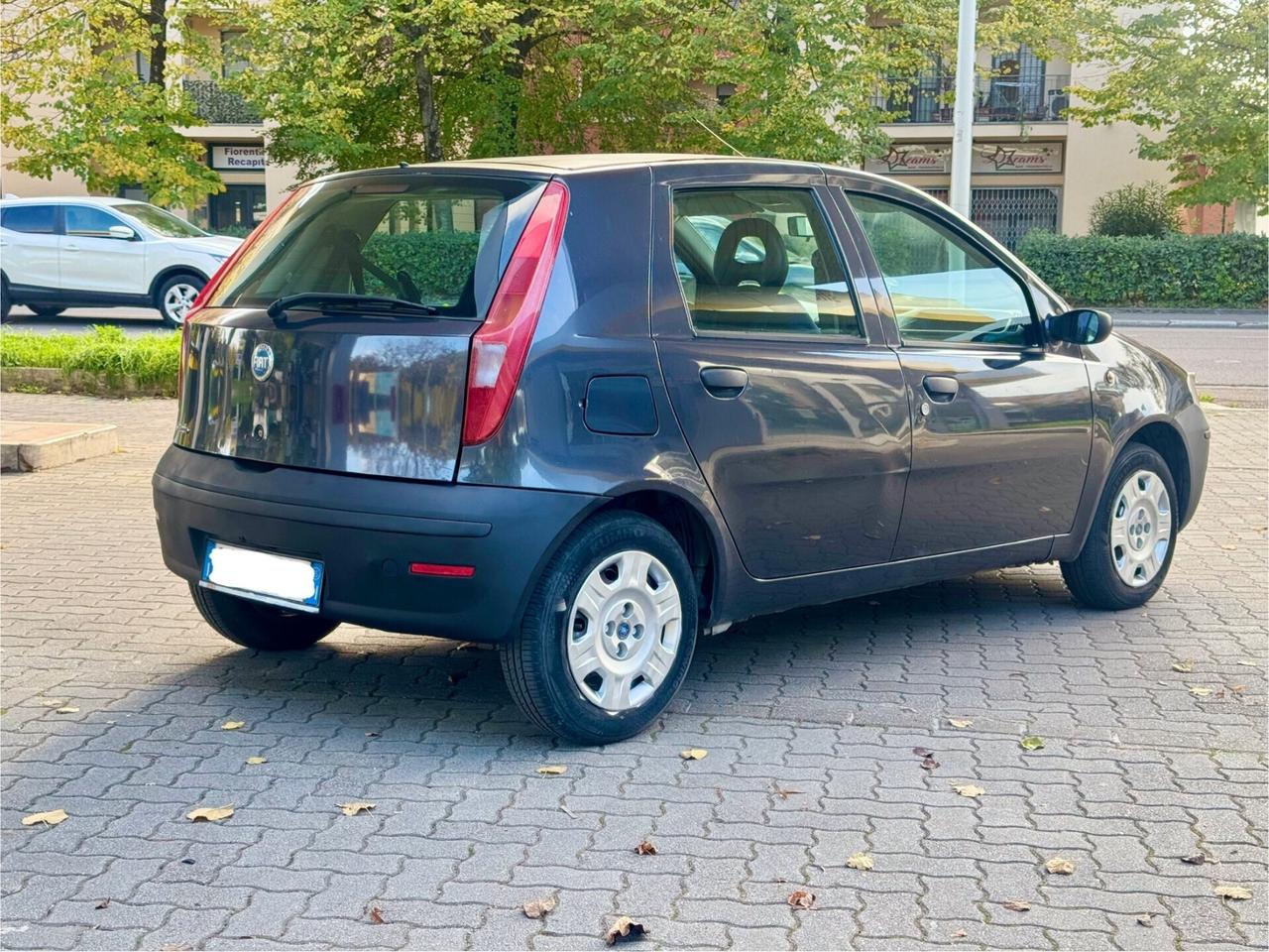 Fiat Punto 1.2 Benzina 5 porte neopatentati 89.000km 2005