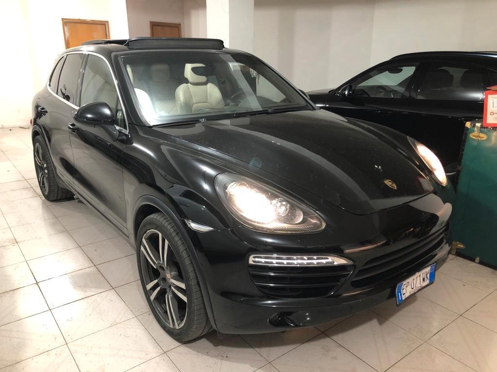 Cayenne 3.0 Diesel 245cv,Tetto APRIBILE, LED,Pasm