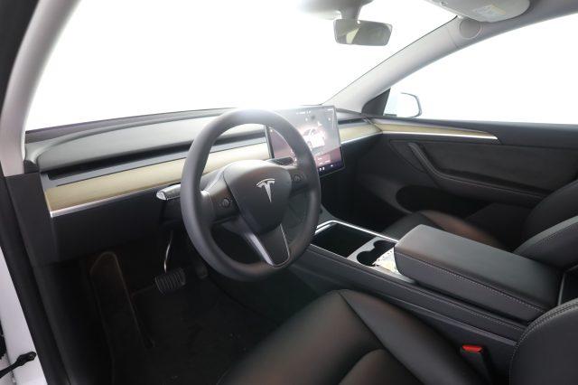 TESLA Model Y Model Y RWD