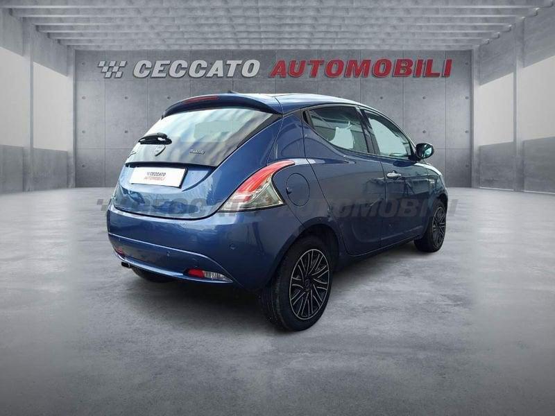 Lancia Ypsilon Ypsilon 1.0 firefly hybrid Gold s&s 70cv 5p.ti