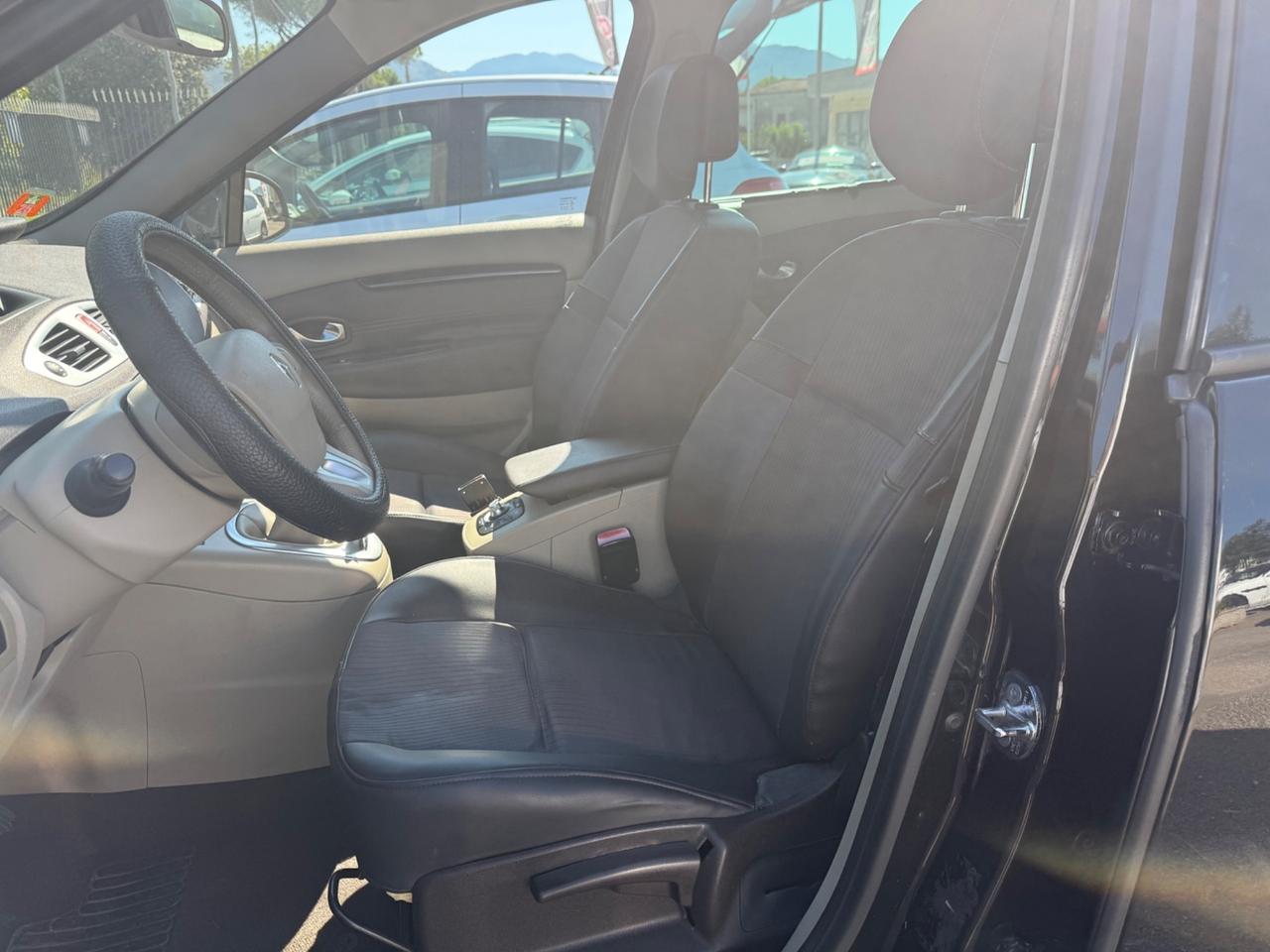 Renault Scenic Scénic X-Mod 1.9 dCi 130CV Dynamique