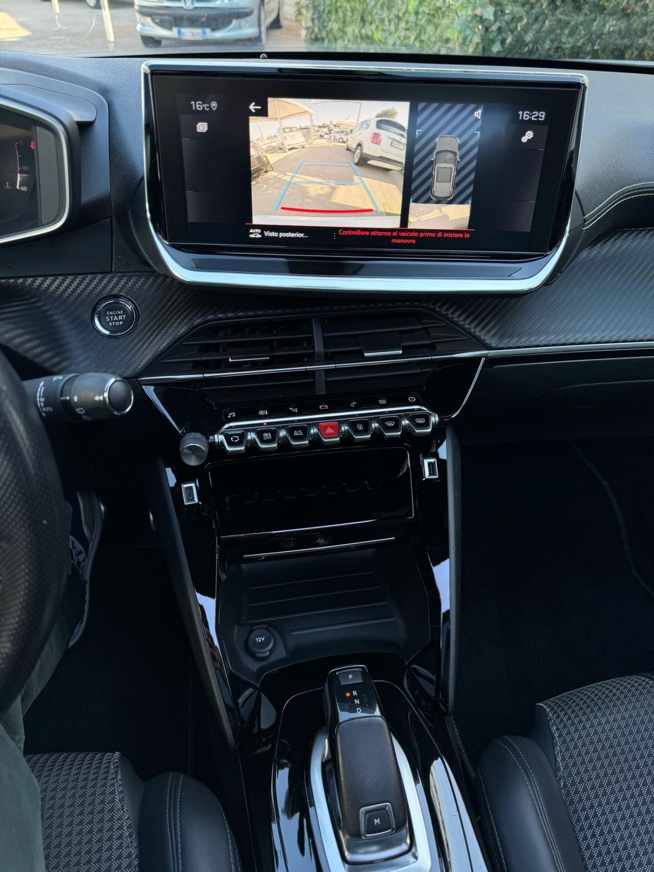Peugeot 2008 1.5 HDI 130 EAT8 Navi Pack Tetto introvabile