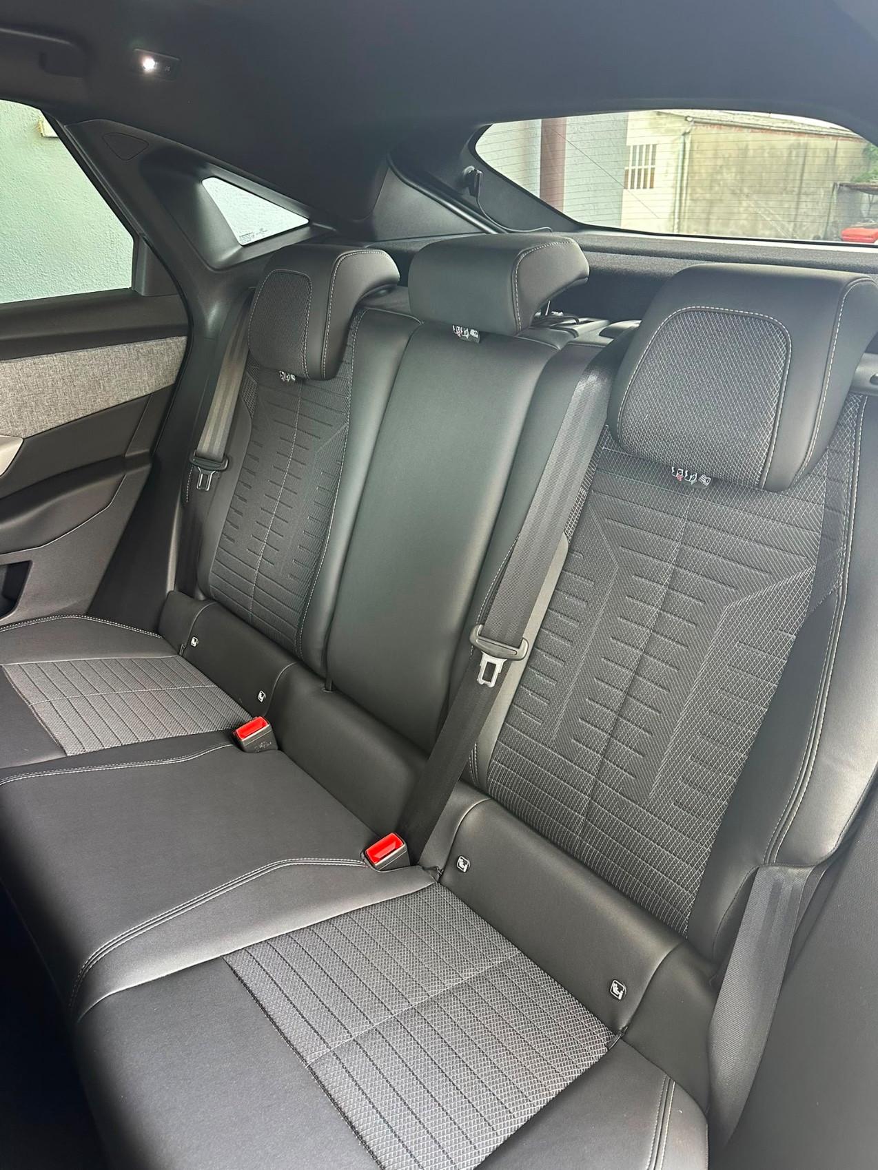 Peugeot 3008 3008 1.2 hybrid Allure 145cv e-dcs6