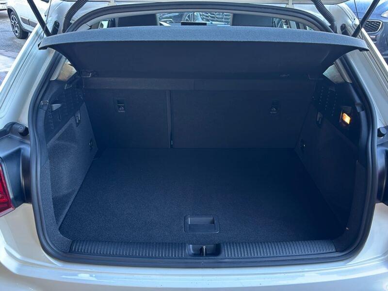 Audi Q2 Q2 30 TDI S tronic Business