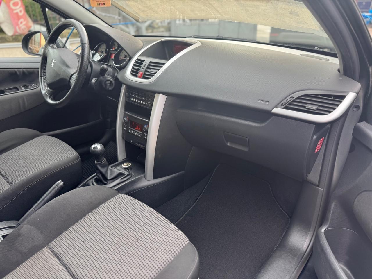 Peugeot 207 1.4 VTi 95CV 5p. X Line 95.000Km