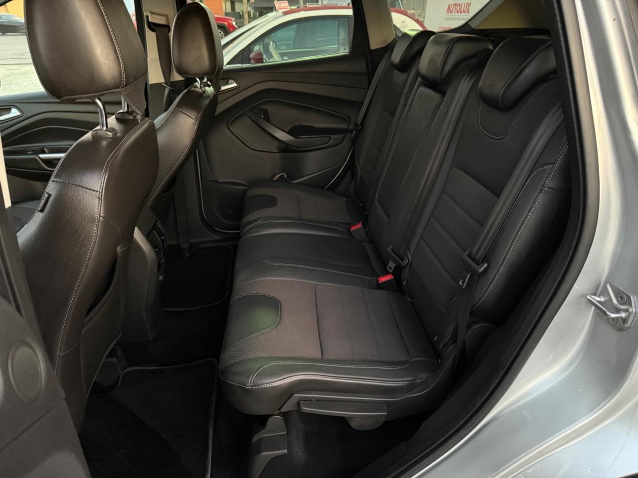 Ford Kuga 2.0 TDCI 140 CV 4WD Titanium