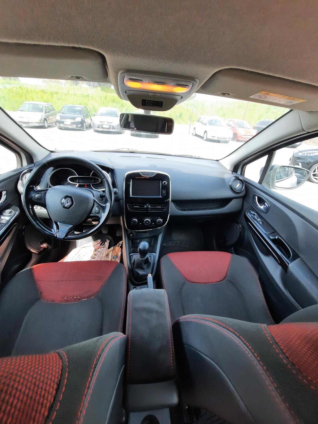 Renault Clio 1.2 75CV 5 porte Live OK NEOPATENTATI