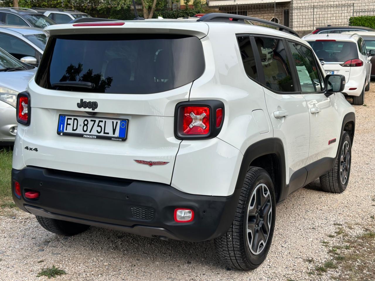 Jeep RENEGADE 2.0 MJT 4WD TRAILHAWK EU6B KMCERT