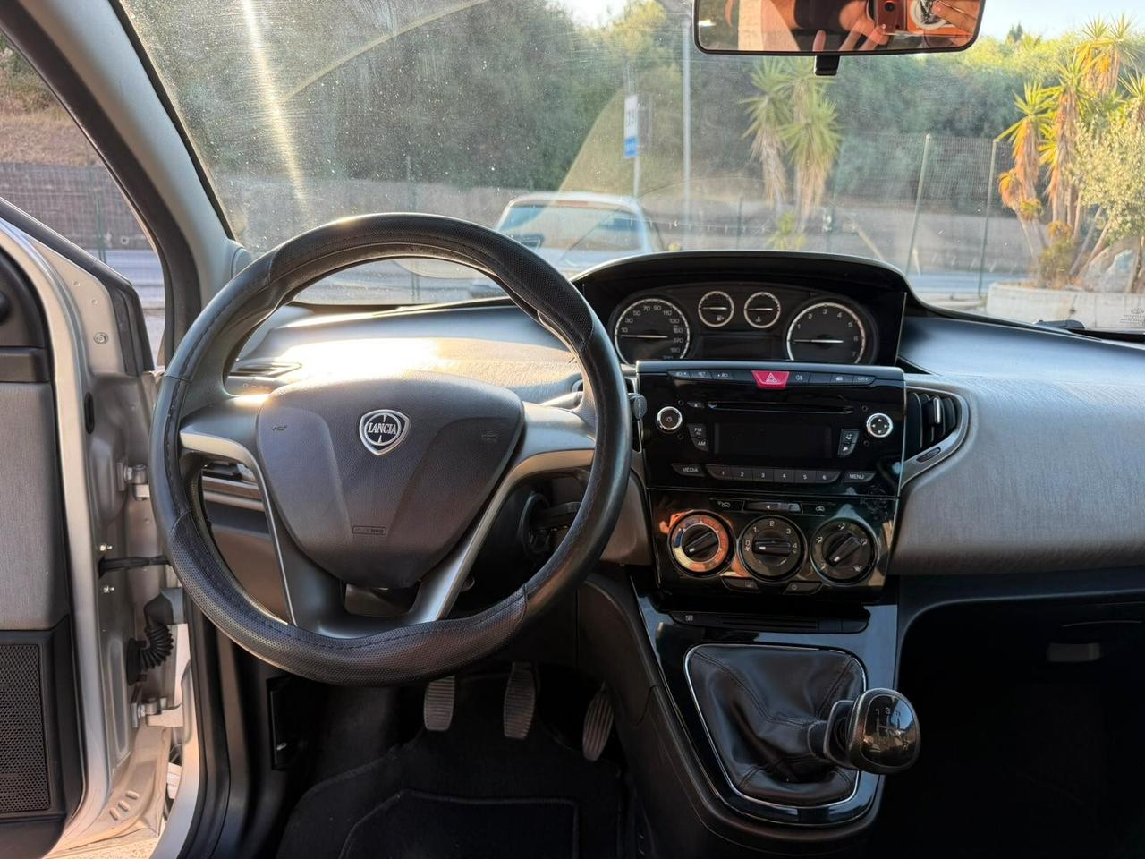 Lancia Ypsilon 1.2 69 CV 5 porte GPL Ecochic Silver