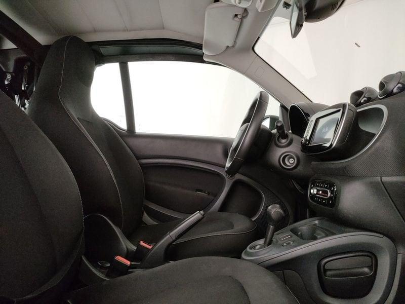 smart fortwo fortwo 70 1.0 twinamic cabrio Passion
