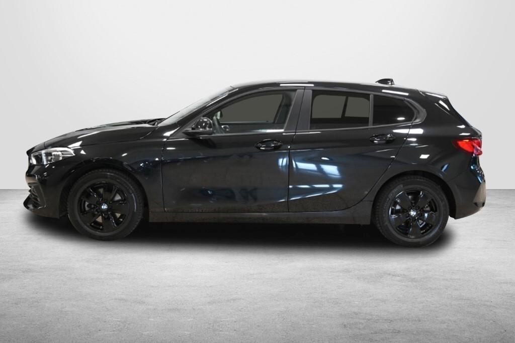 Bmw 116 116D 6M BUSINESS ADVANTAGE ( FARI LED - COCKPIT PDC NAVI MIRROR CRUISE ) KM 23000